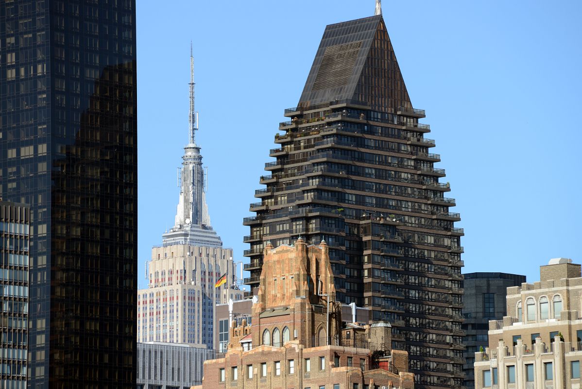 22 New York City Roosevelt Island Manhattan With Trump World Tower, The Empire State Building, and 100 United Nations Plaza Close Up